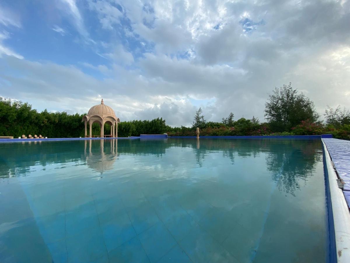 City The Village Beach Resort Laeja מראה חיצוני תמונה