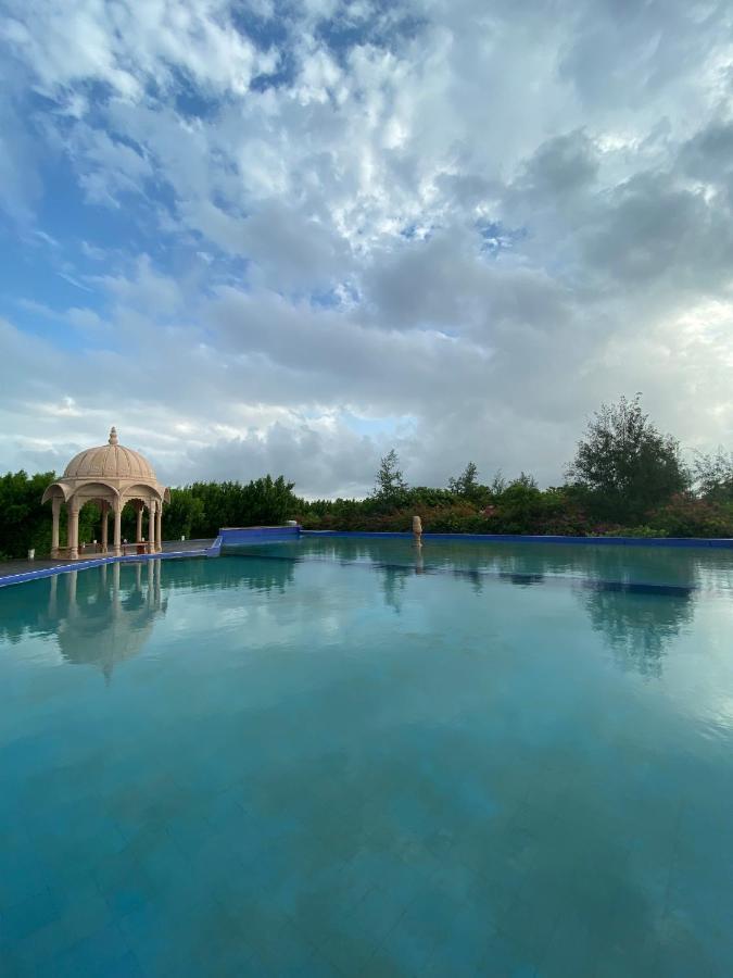 City The Village Beach Resort Laeja מראה חיצוני תמונה